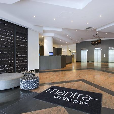 Mantra On The Park Aparthotel Melbourne Kültér fotó