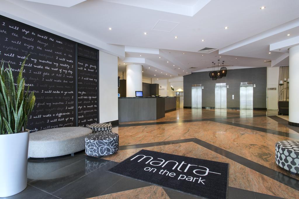 Mantra On The Park Aparthotel Melbourne Kültér fotó